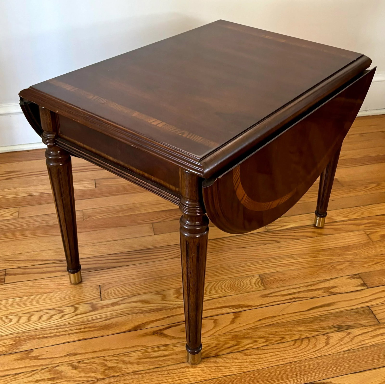 1990s Drop Leaf Inlay Side Table With Brass Feet - 2