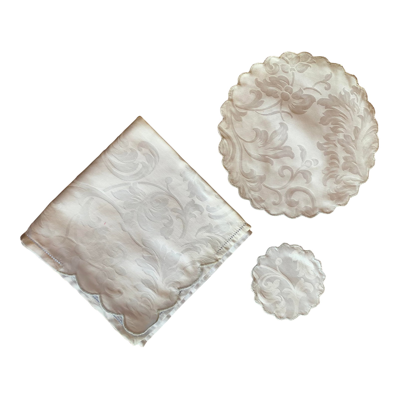 1940s Vintage Napkins, and Placemats- 18 Pieces (1 of 7)