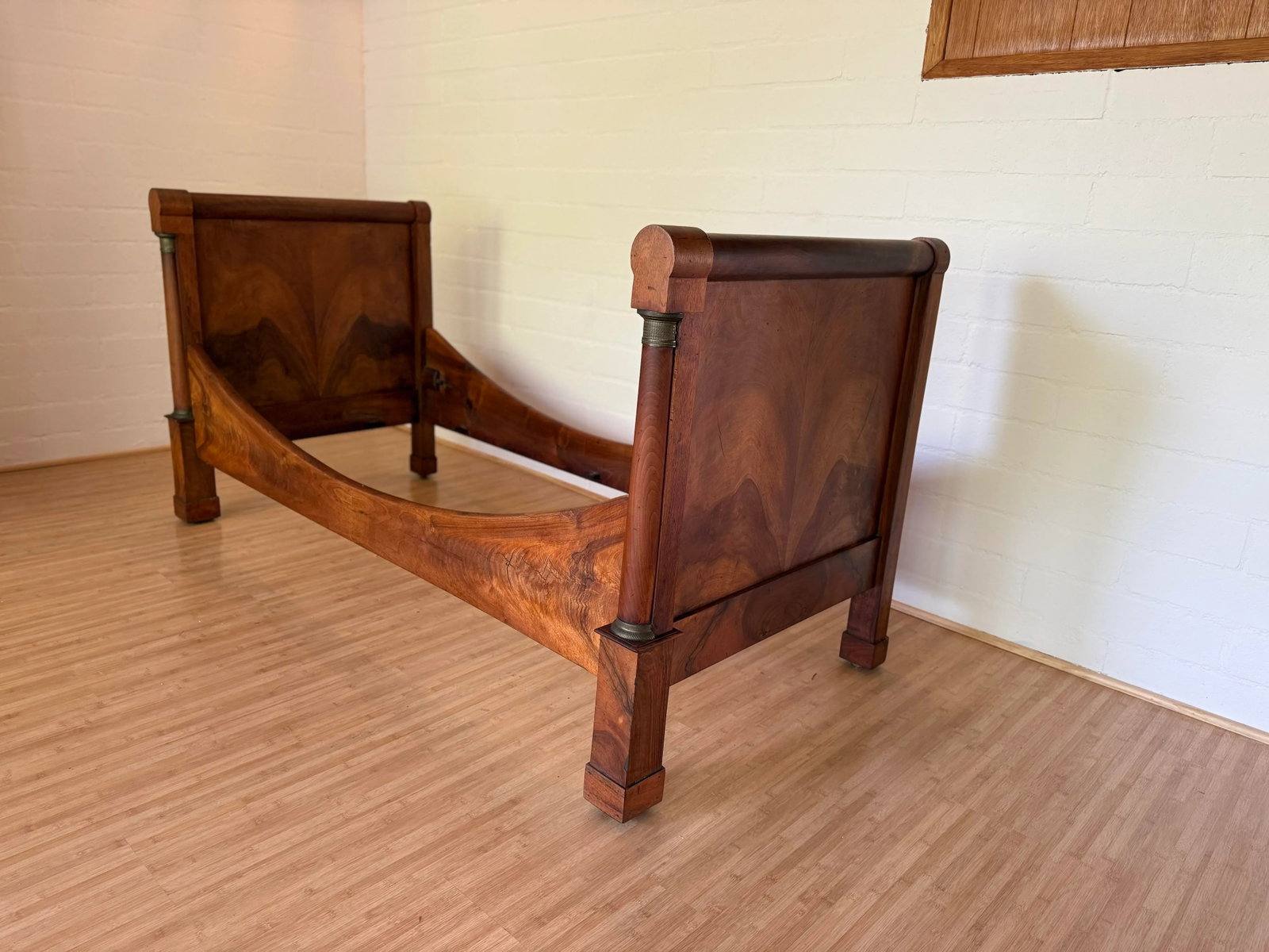 Late 19th Century French Empire Mahogany Lit Bateau - 10