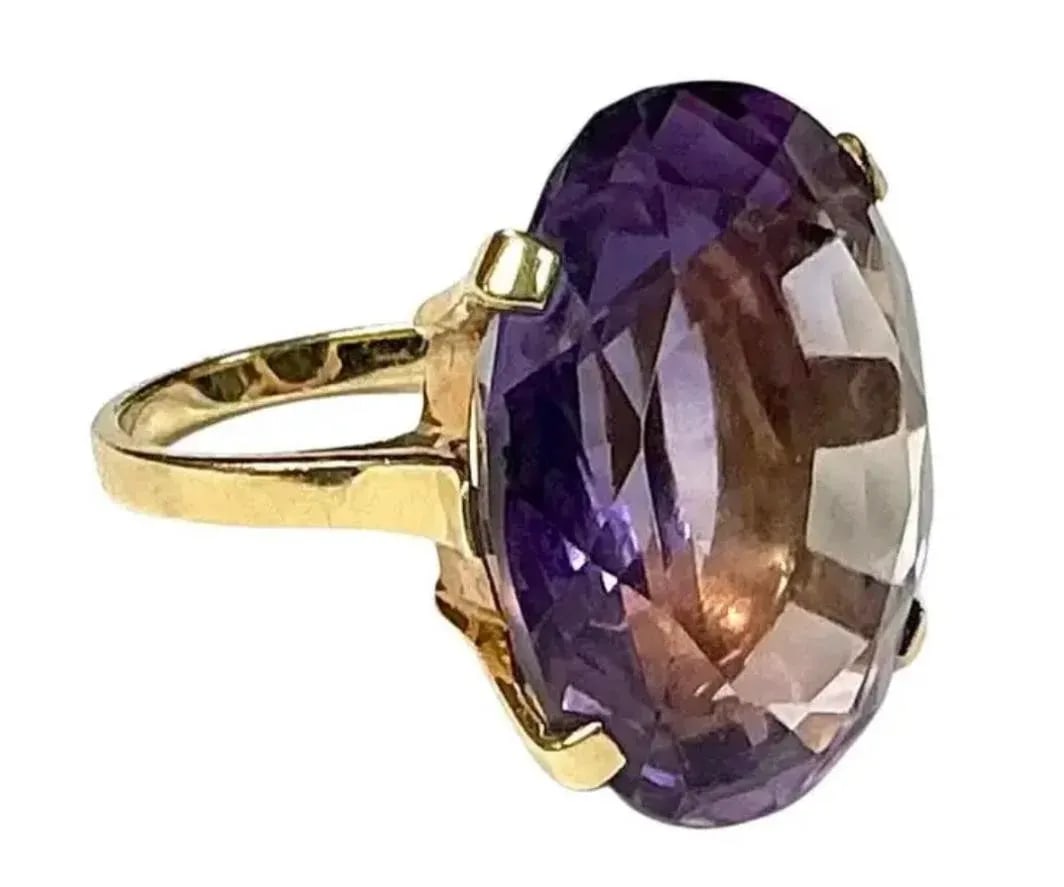 14k Yellow Gold Oval Amethyst Ring - 2