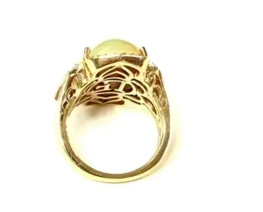 Opal and Diamond Ring 14k Yellow Gold - 4