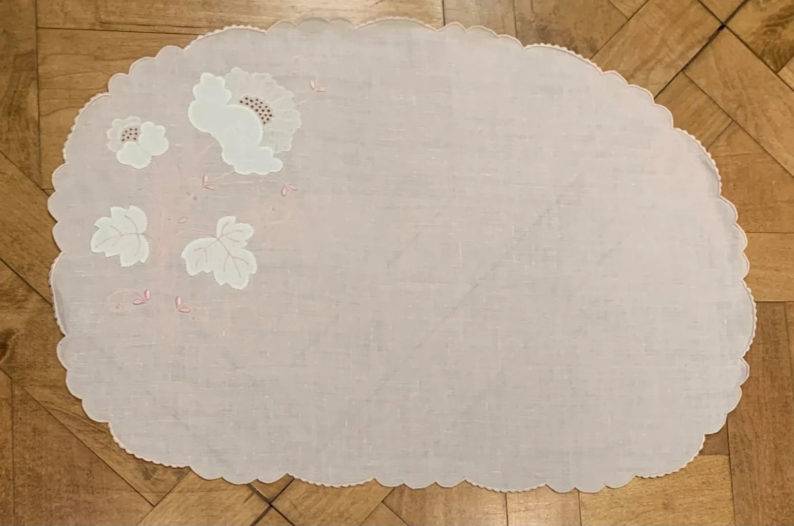 Antique Pink Oval Embroidered Placemats- Set of 8 - 2