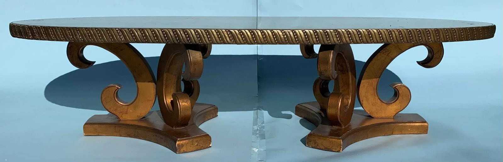 1960s Wood Oval Gold Leaf Coffee Table With PlexiGlass Top - 5