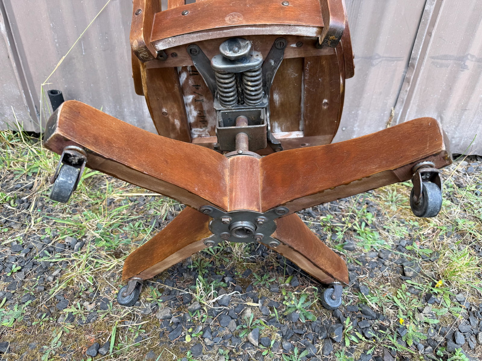 Early 20th Century Solid Oak Swivel, Reclining Vintage Rolling Office Chair - Made in Usa by Pd Derb - 3