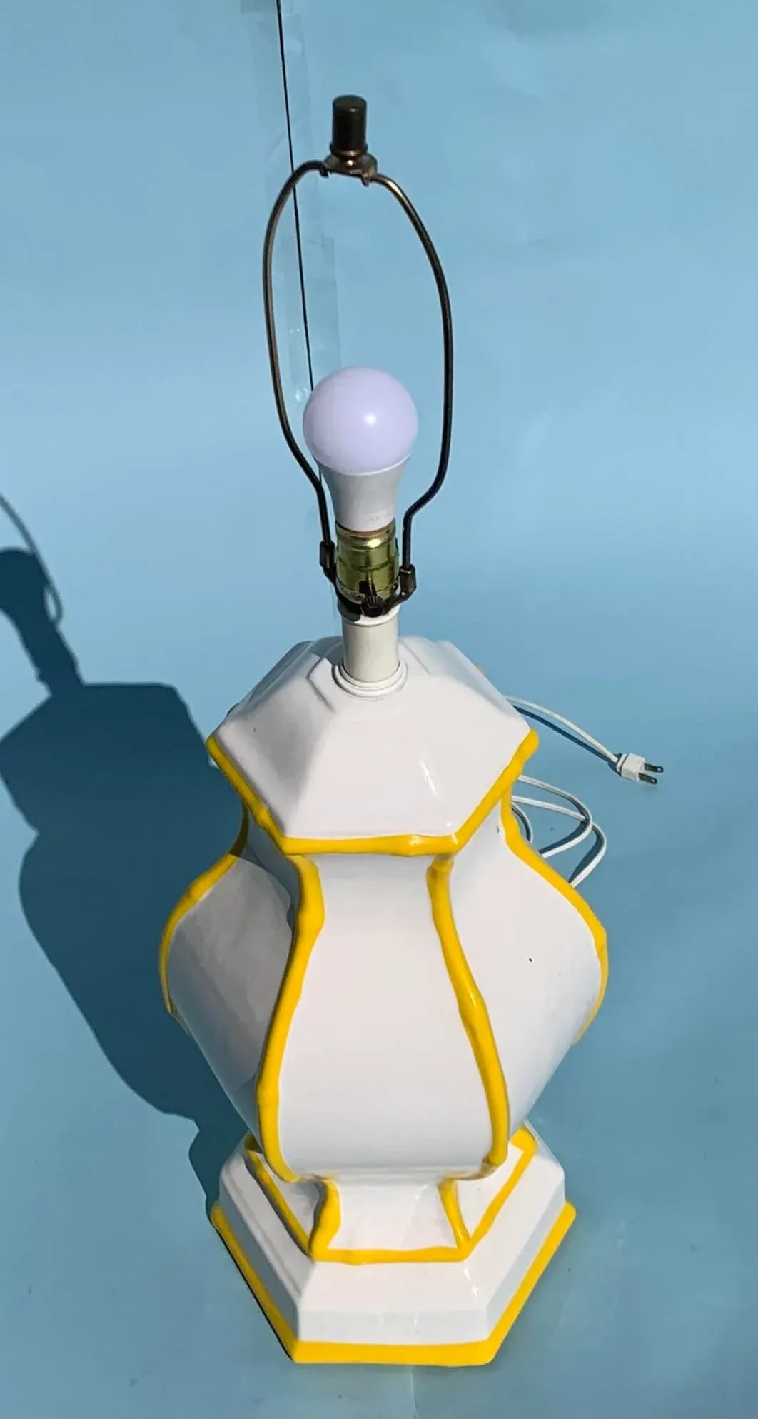 1960s Vintage Painted Ceramic Hexagonal Table Lamp - 2