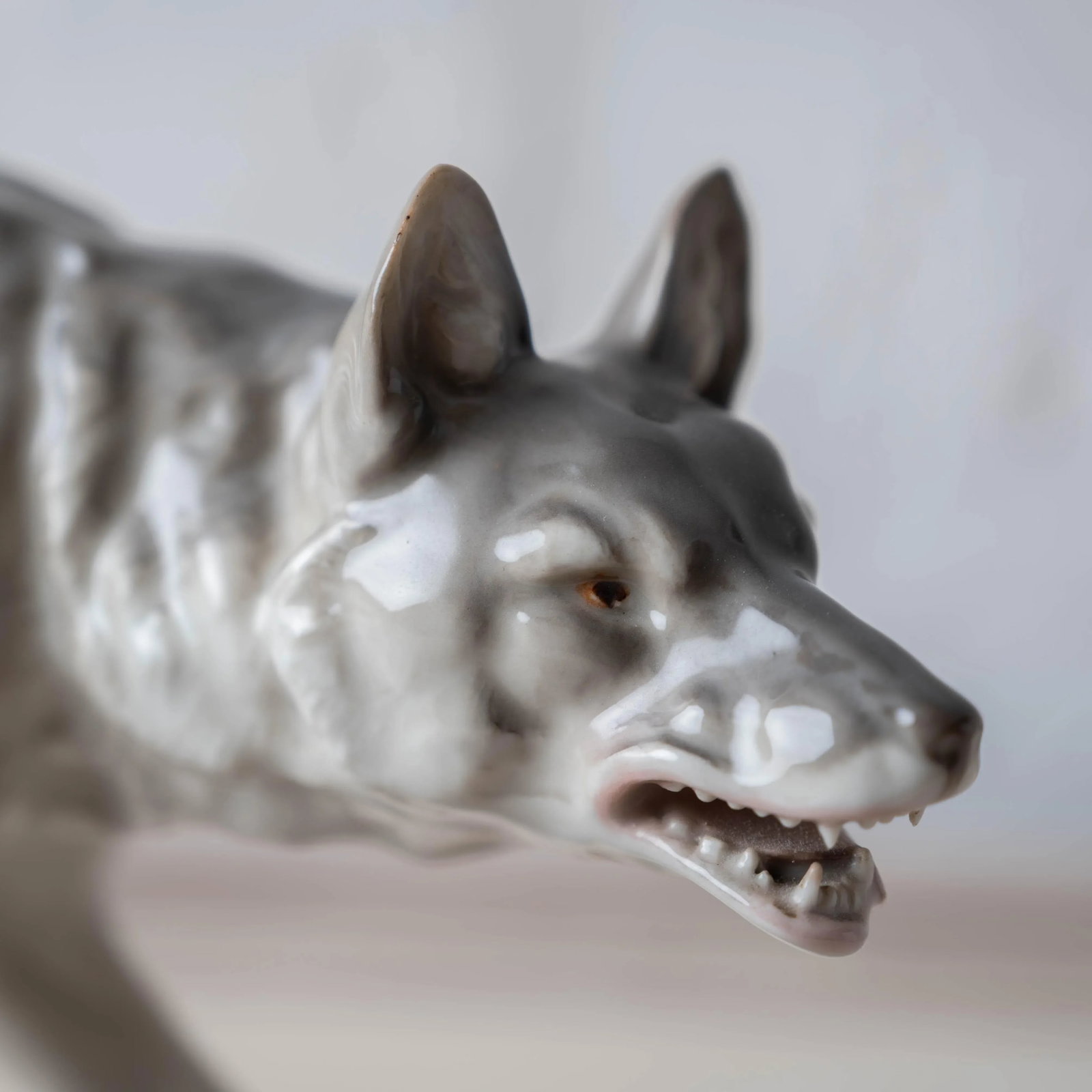 Porcelain Wolf by Waldemar Lindström for Rörstrand - 11