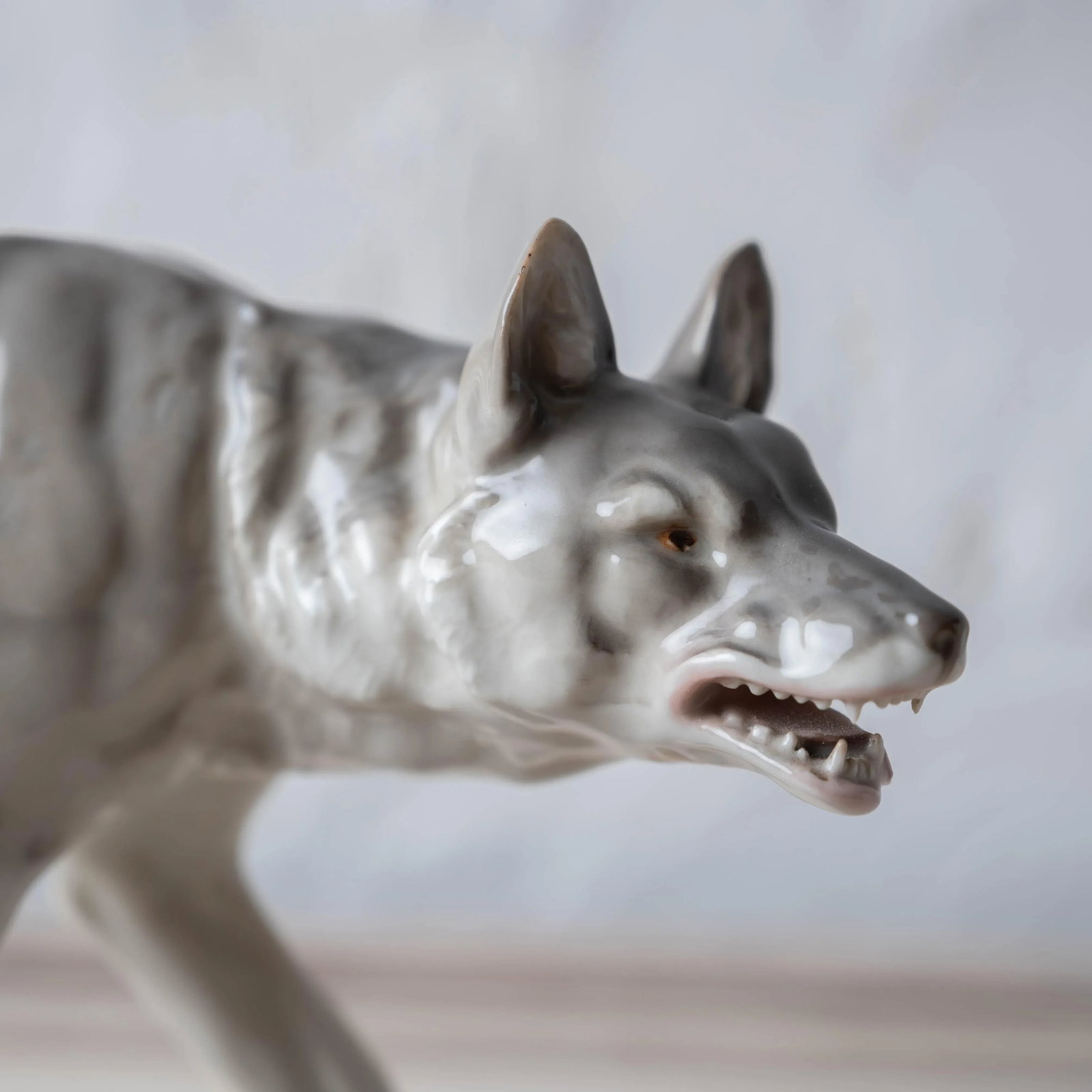 Porcelain Wolf by Waldemar Lindström for Rörstrand - 2