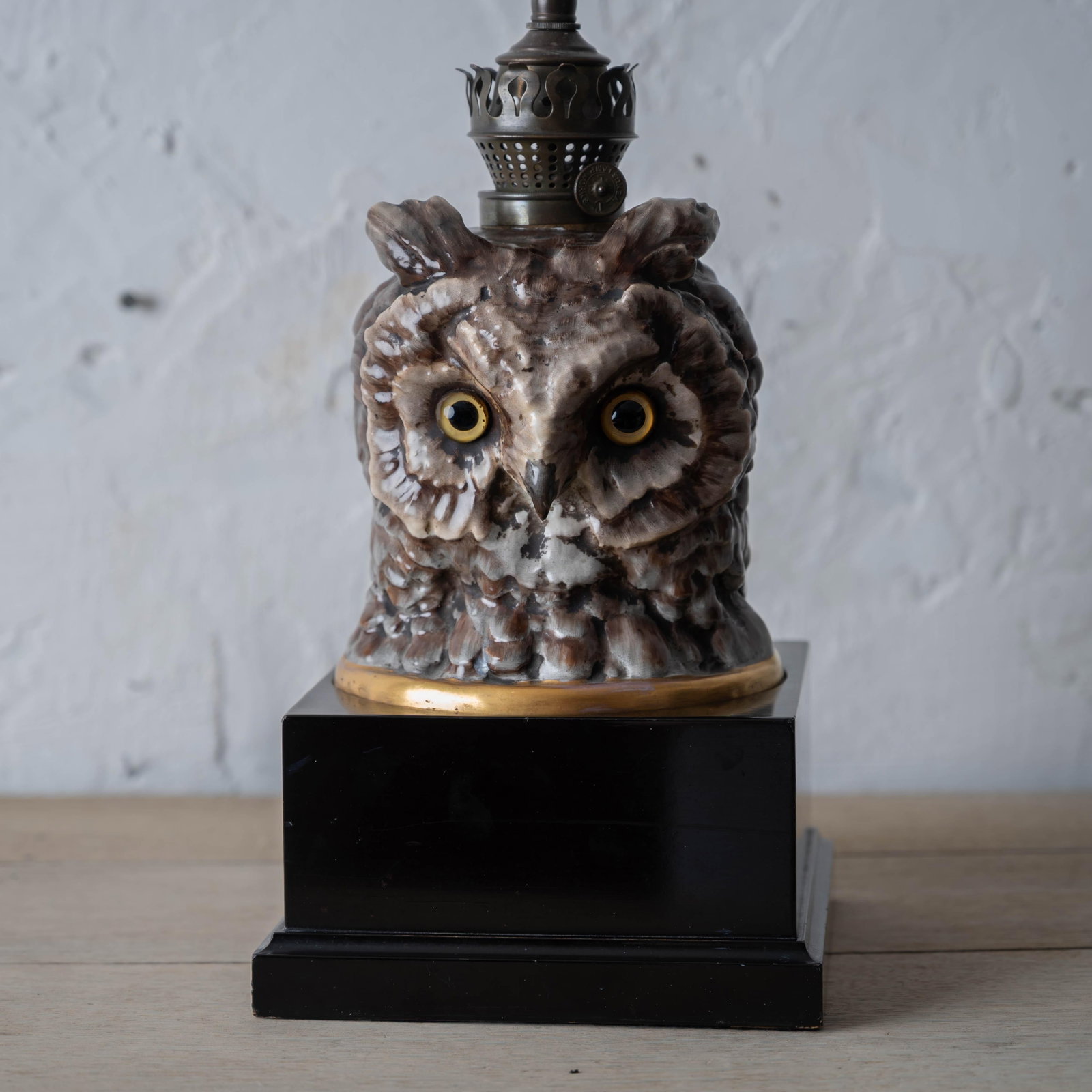 1880s Victorian Porcelain Owl Lamp - 2