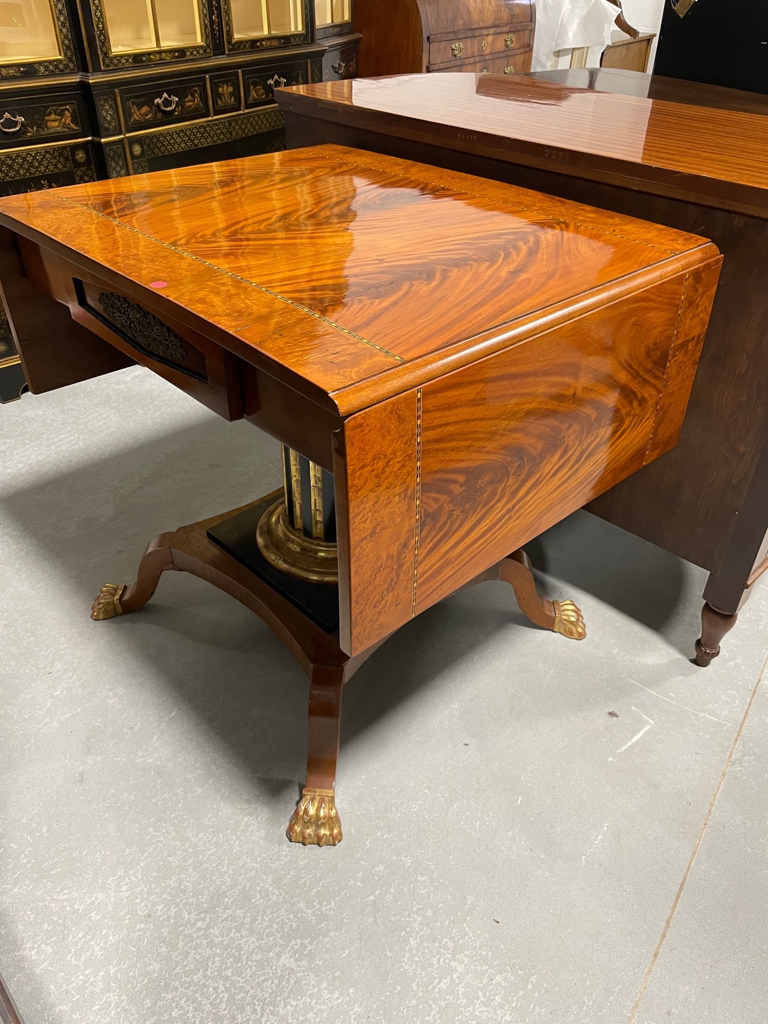 Late 19th Century Crotch Mahogany Drop Leaf Table - 4