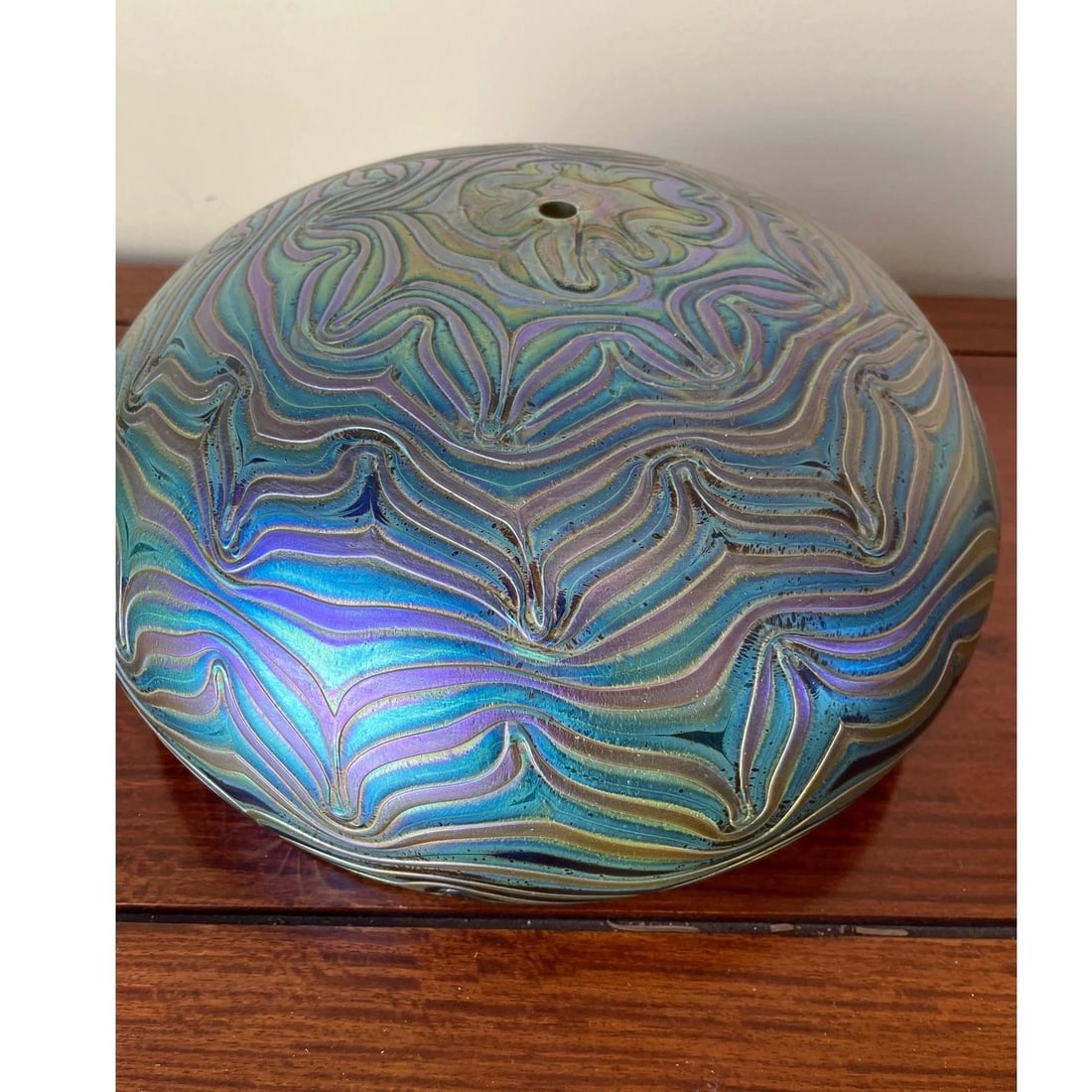 Vintage 12" Iridescent Pulled Feather Favrile Style Glass Dome Lamp Shade - 5