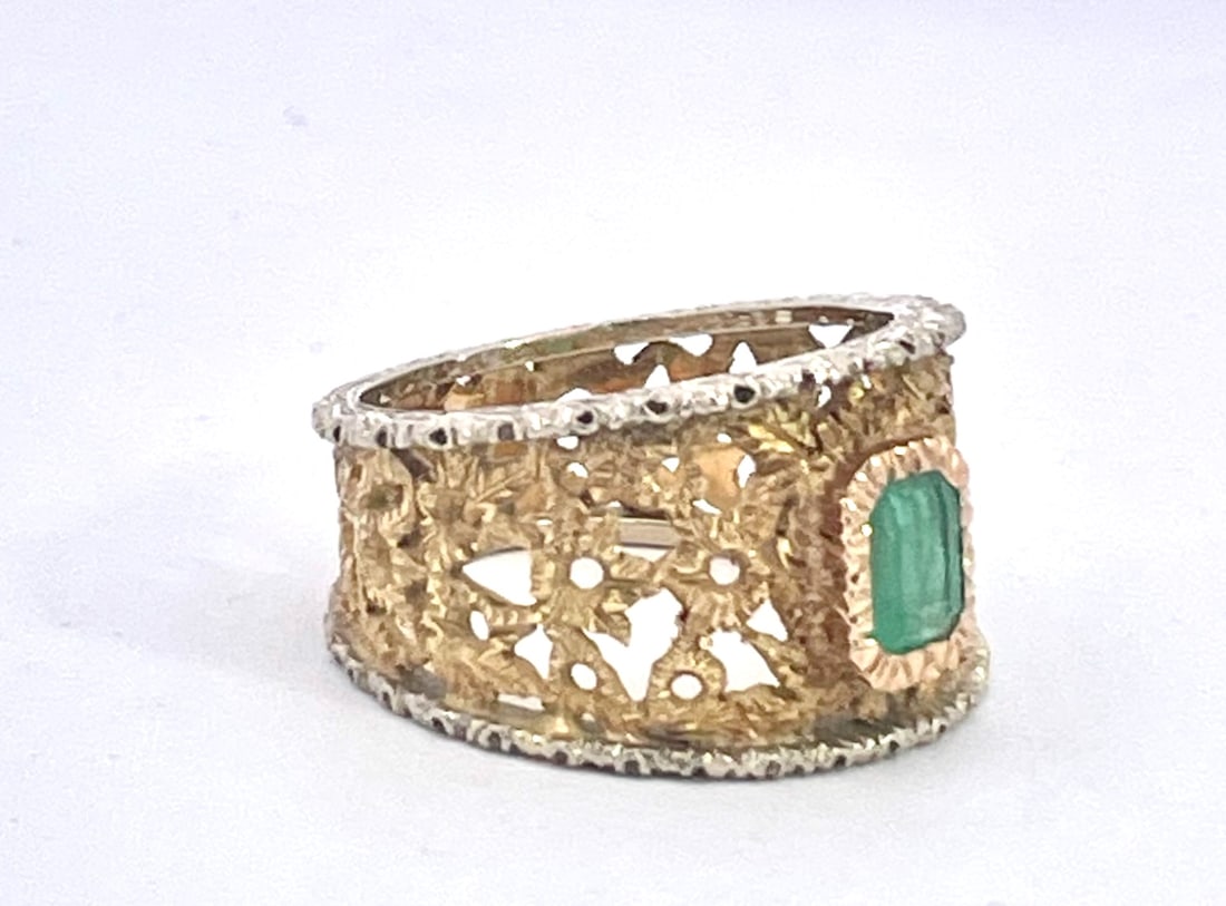18k Renaissance Inspired Ring W/Emerald Center, Size 7.25 - 2