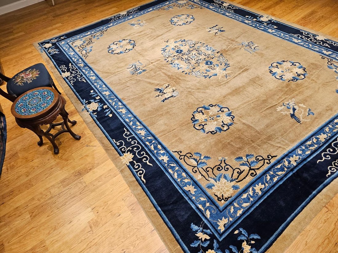 19th Century Oversized Chinese Peking Hand-Knotted Rug in Tan, Navy, Blue - 4