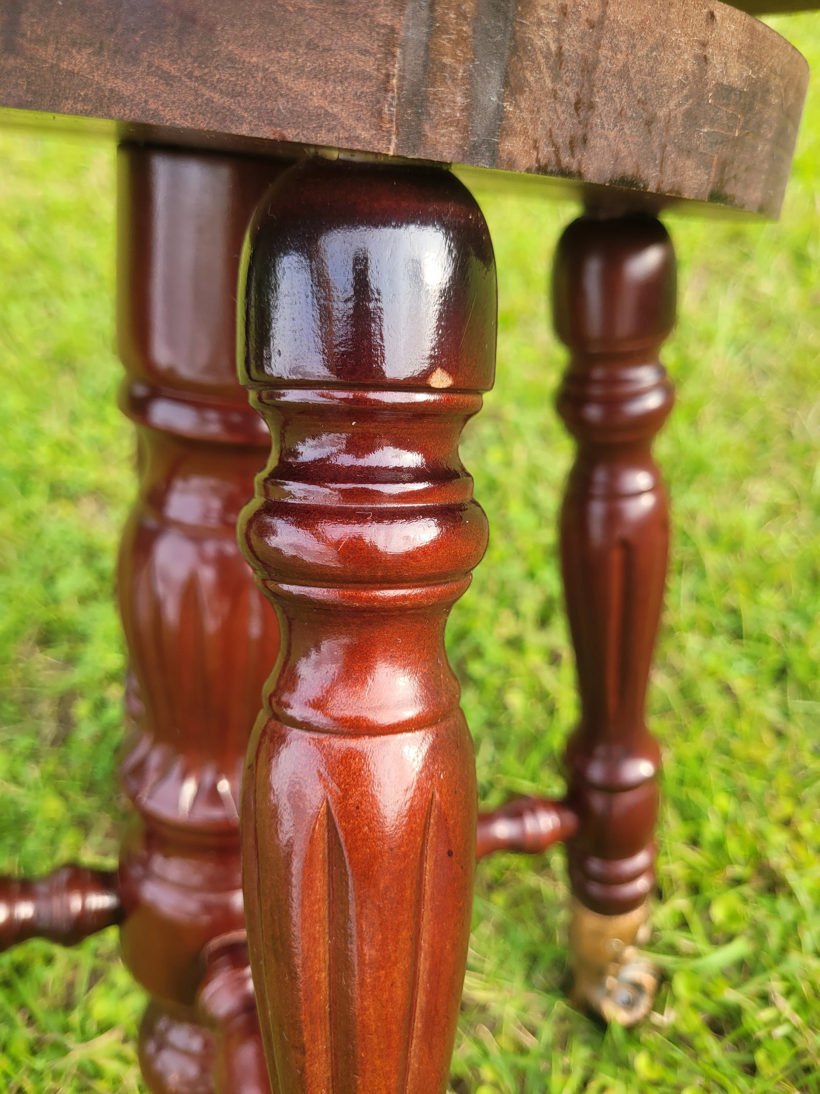 Late 19th Century Victorian Swivel Piano Stool With Glass Ball and Claw Feet - 3