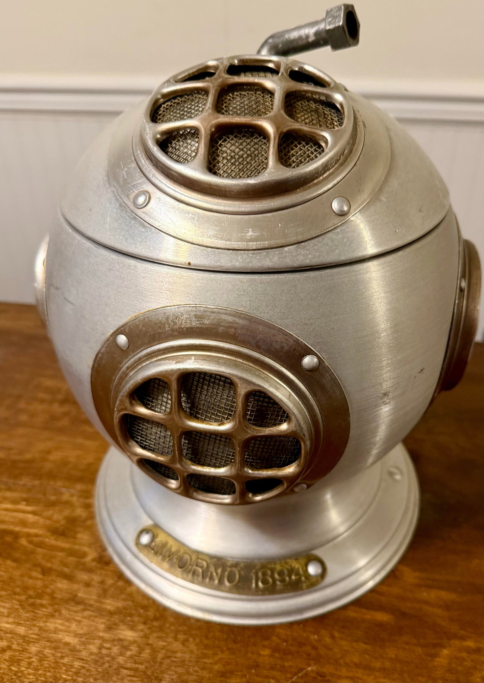 Vintage Diving Helmet Ice Bucket - 7