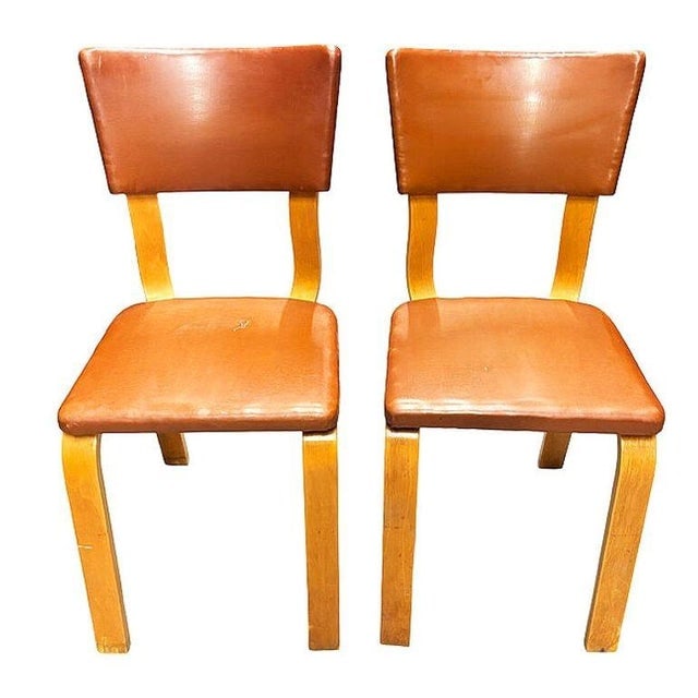 Pair of Mid-Century Modern Bentwood Side Chairs W/ Nailhead Back by Thonet - 3