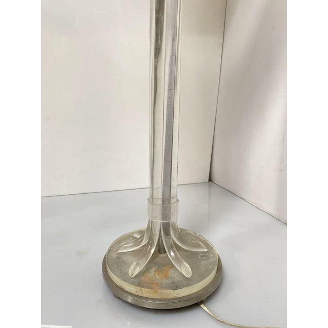 1960s Hollywood Regency Lucite and Chrome Floor Lamp - 4