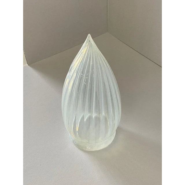 1960s Vintage Opalescent Vertical Swirl Glass Bullet Light Globe With Fitter - 4