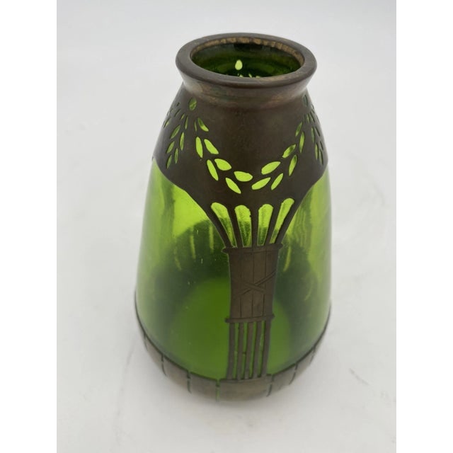 Circa 1900s French Art Nouveau Copper & Green Glass Vase - 3
