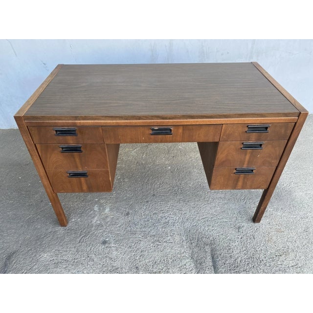 1960s Mid-Century Danish Modern Sligh Lowry Teak Writing Desk - 3