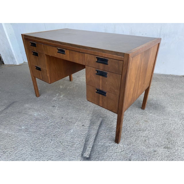 1960s Mid-Century Danish Modern Sligh Lowry Teak Writing Desk - 6