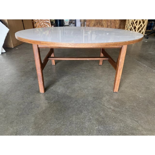 Danish Mid-Century Round Coffee Table With White Laminate Top - 7