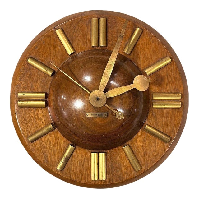 Early Mid-Century "Plaza" E931-003 Wall Clock in Walnut by Seth Thomas (1 of 8)