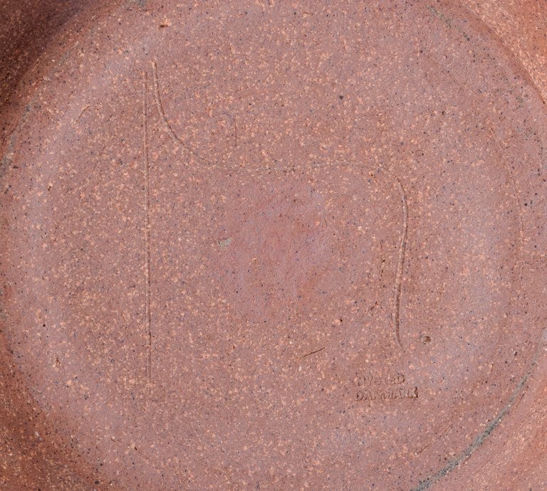 Mogens Nielsen, Nysted, Denmark, large handmade ceramic bowl decorated with abstract motifs. Glazed - 6
