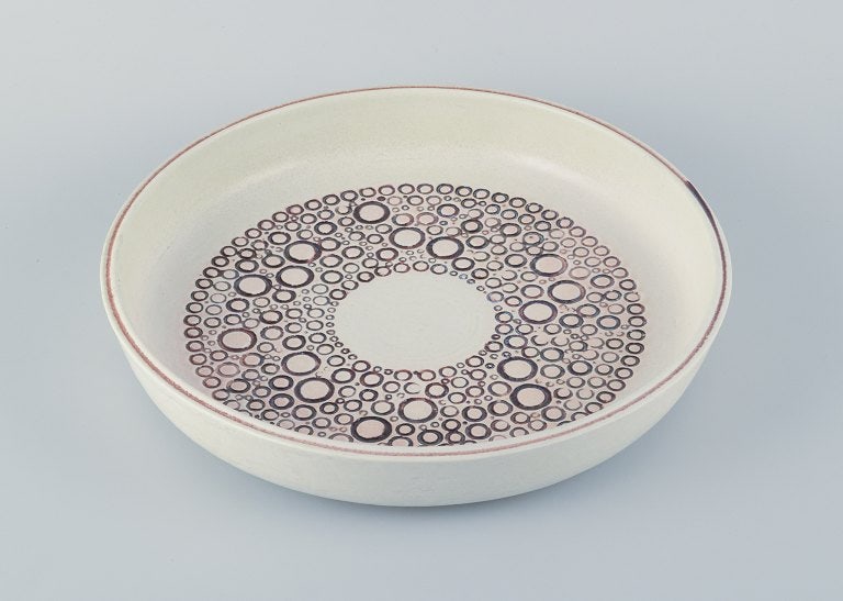 Britt-Louise Sundell (1928-2011) for Gusatvsberg, Sweden, large ceramic bowl in modernist design. - 2
