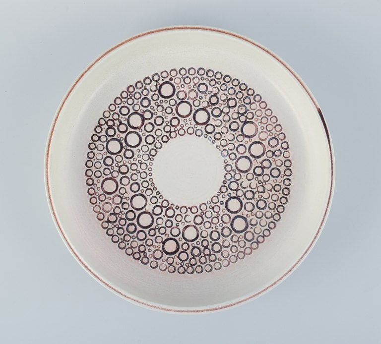 Britt-Louise Sundell (1928-2011) for Gusatvsberg, Sweden, large ceramic bowl in modernist design. - 5