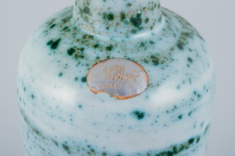 Nittsjö, Sweden, ceramic vase, green shaded glaze on a white base. Rare model. - 6
