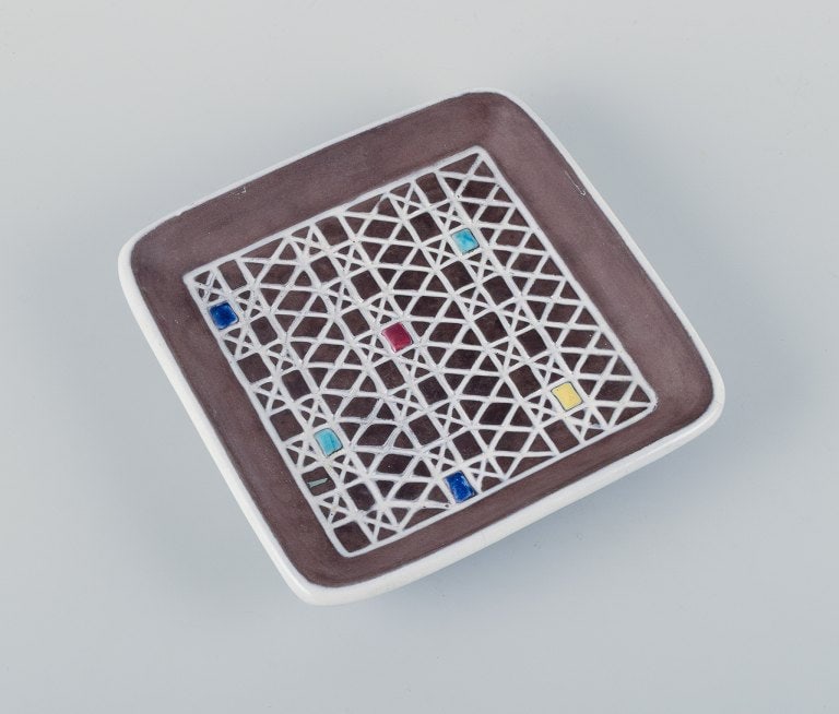 Ingrid Atterberg for Upsala-Ekeby, square "Corso" ceramic bowl with a geometric pattern. - 2