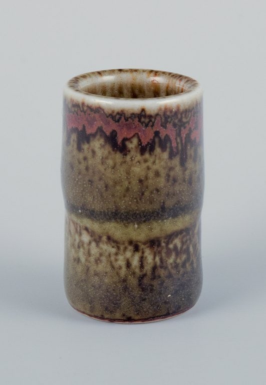 Stig Lindberg (1916-1982), Gustavsberg - Studio Hand, miniature vase with green-brown glaze. - 3
