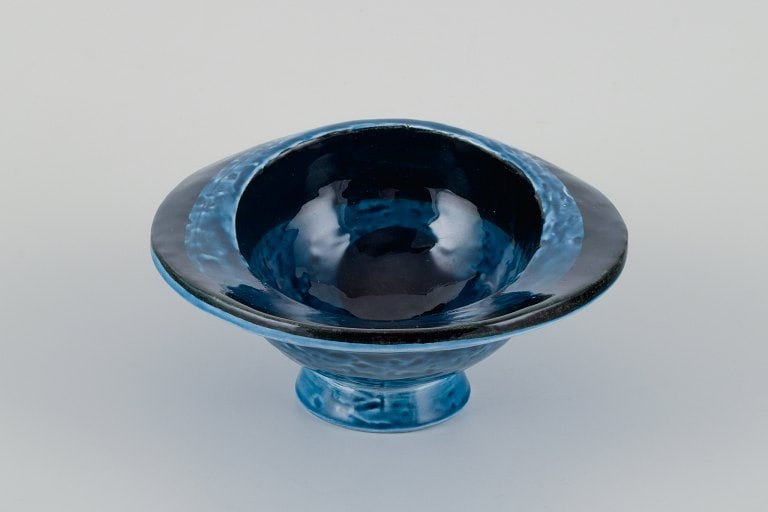 Vilhelm Bjerke-Petersen for Rörstrand, ceramic bowl with abstract design. - 2