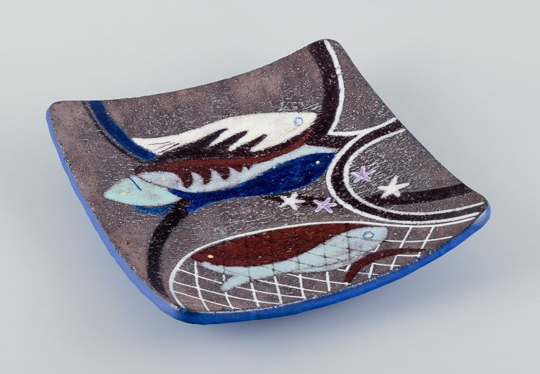 Anna-Lisa Thomson for Upsala-Ekeby, Sweden, hand-glazed ceramic dish featuring fish and starfish - 3