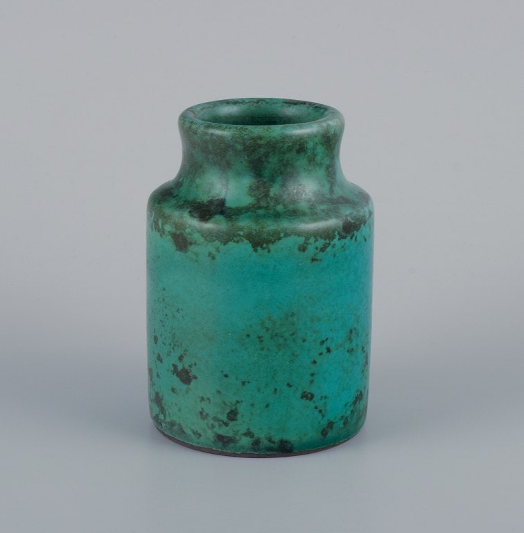 Hans Hedberg for Biot, France, unique ceramic vase with speckled green glaze. - 3