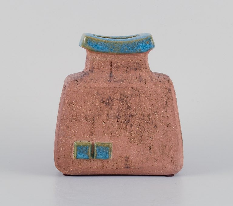 Curt Addin, own workshop, Swedish ceramicist. Unique ceramic vase in a modernist and stylish design. - 2