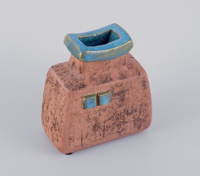 Curt Addin, own workshop, Swedish ceramicist. Unique ceramic vase in a modernist and stylish design. - 4