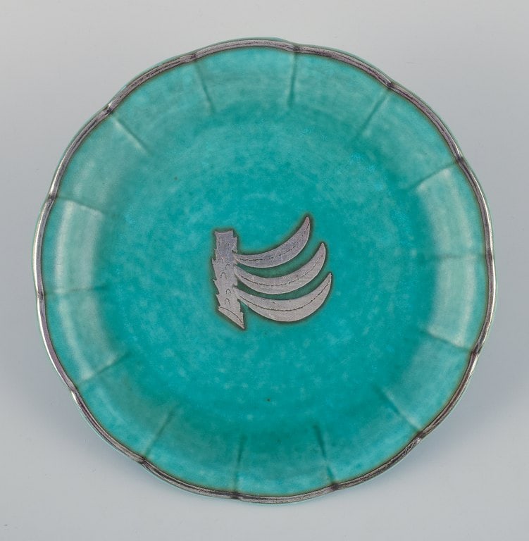 Wilhelm Kåge for Gustavsberg, "Argenta" dish in ceramic. Green glaze decorated with bananas in - 2