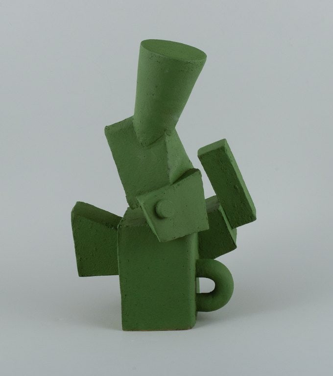Christina Muff, Danish contemporary ceramicist (b. 1971). Unique cubist stoneware sculpture in matte - 3