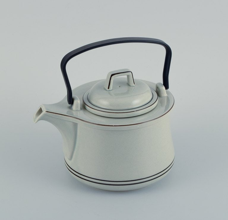 Jens Harald Quistgaard for Bing & Grøndahl, "Colombia" teapot in stoneware. - 3