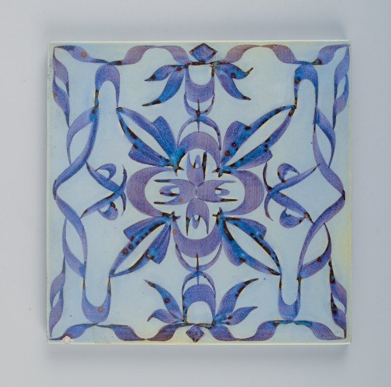 Aluminia and Royal Copenhagen, Tenera faience. Eight tiles. - 4