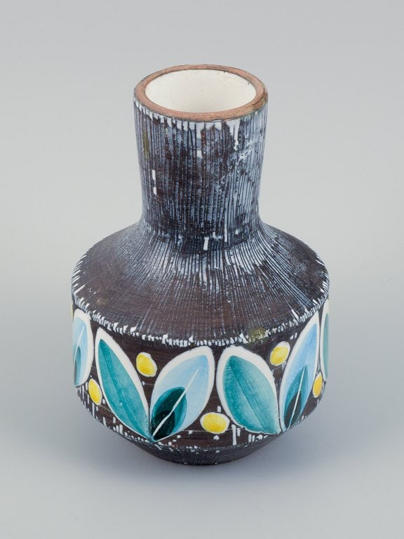 Bromma Ceramics, Sweden. Handmade retro ceramic vase decorated with leaves. - 3