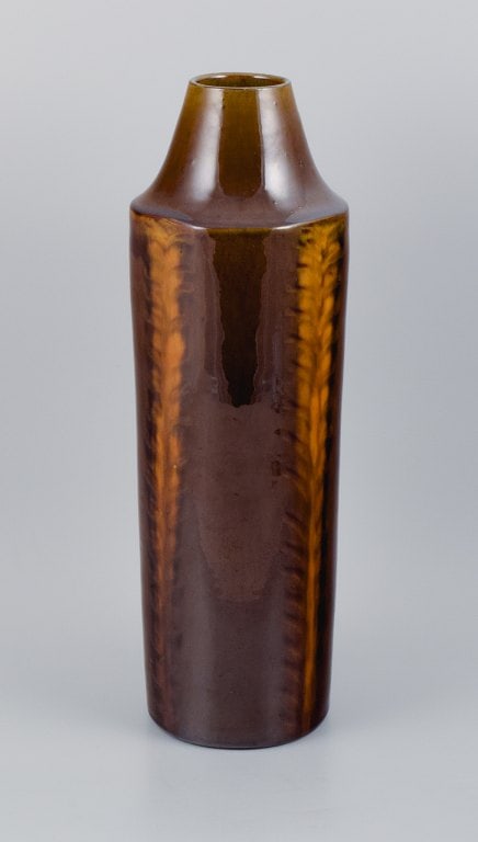 Jacob Bang (1932-2011) for Hegnetslund, Denmark. Large ceramic vase with beautiful glaze in light - 3