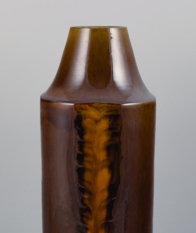 Jacob Bang (1932-2011) for Hegnetslund, Denmark. Large ceramic vase with beautiful glaze in light - 4