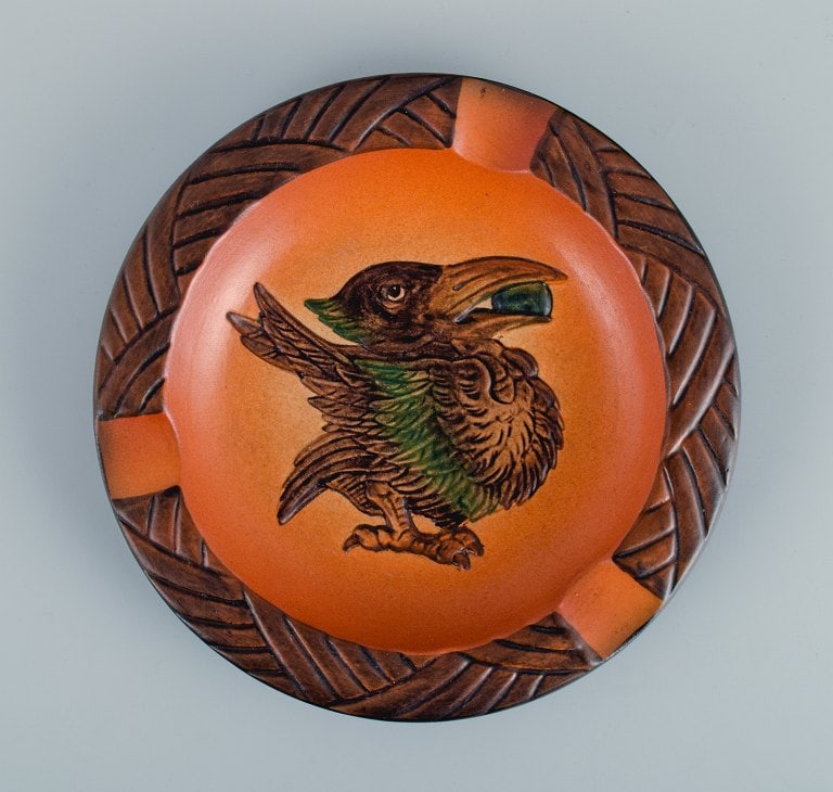 Ipsen's, Denmark. Bowl with bird and glaze in shades of orange-green. - 4