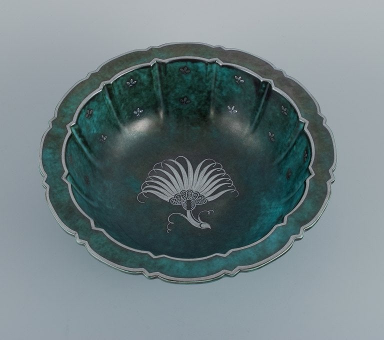 Wilhelm Kåge, Gustavsberg, Art Deco Argenta bowl decorated with silver inlay. - 4