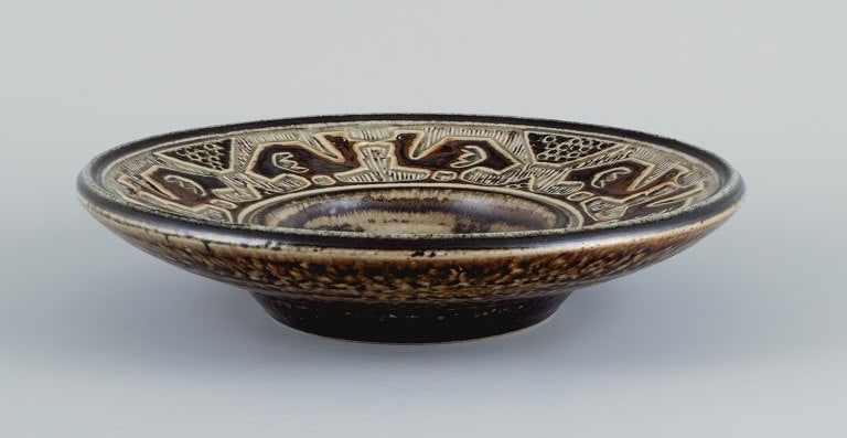 Jørgen Mogensen for Royal Copenhagen, stoneware bowl with bird motifs. - 3