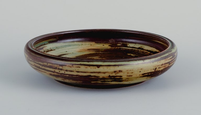 Carl Halier (1873-1948) for Royal Copenhagen, bowl in stoneware with sung glaze. - 3