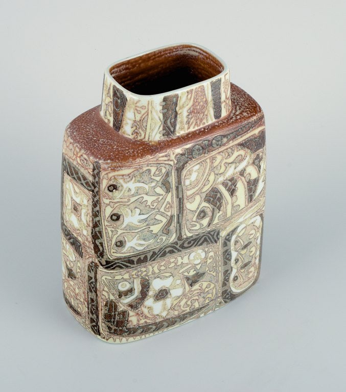 Nils Thorsson and Johanne Gerber for Aluminia, Royal Copenhagen. Baca vase decorated with fish, - 5