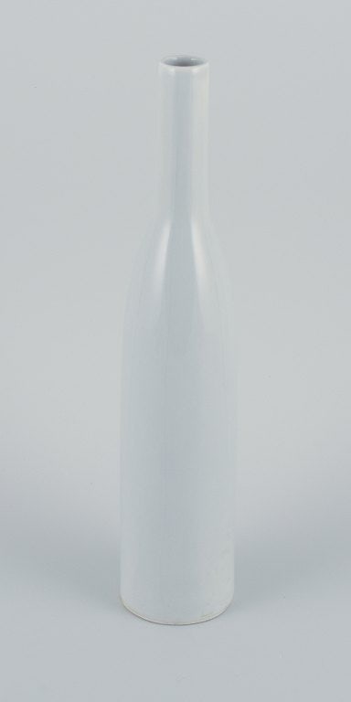 Style of Ruelland, tall bottle-shaped ceramic vase. Light gray glaze. Handmade. - 4